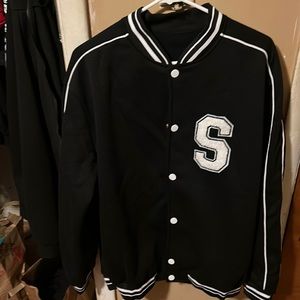 Manfinity Sporsity Men 1pc Letter Patch Detail Contrast Piping Varsity Jacket